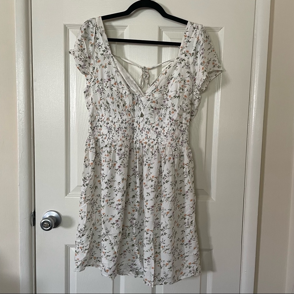 American Eagle White Floral Dress